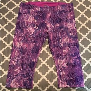 The North Face 3/4 workout leggings